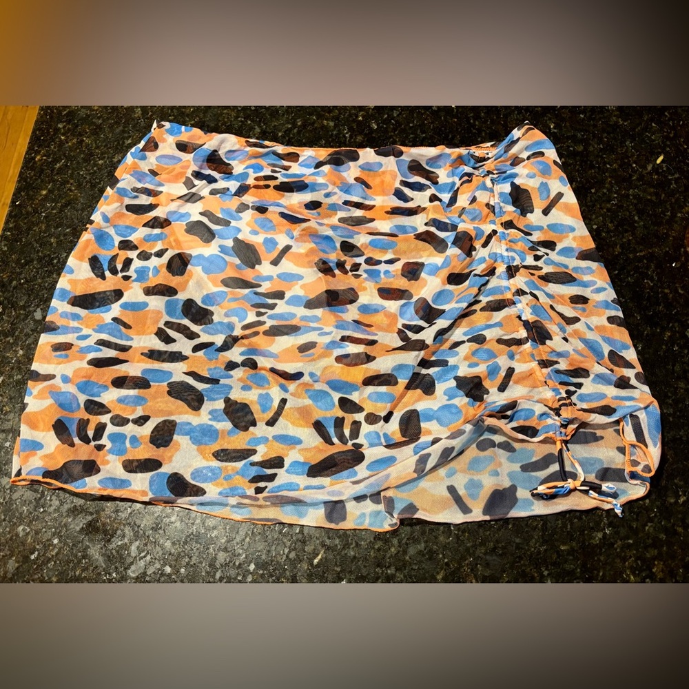 ⛱️Mesh Overlay Built-in Brief Swim Skirt Abstract Print in Size 3X/4X⛱️